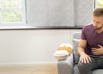 4 síntomas de cáncer de colon que nunca debes ignorar