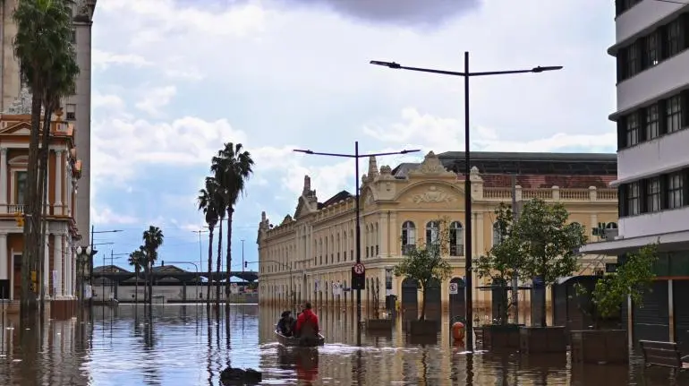  Sube a 158 el número de muertos por las inundaciones en el sur de Brasil