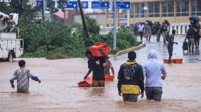 AMLO destaca rescate en Acapulco y lamenta muerte de ocho personas tras paso de ‘John’