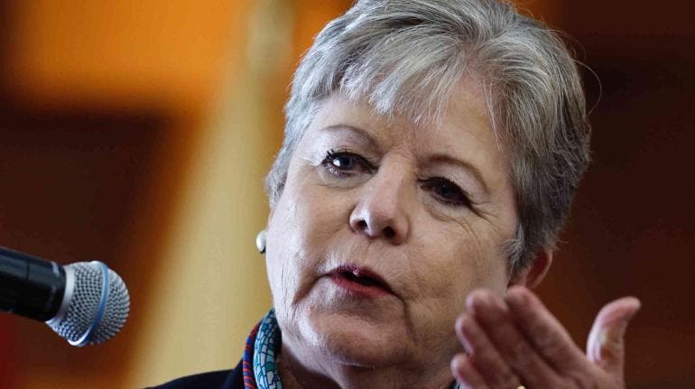 Bárcena llama a ‘no olvidar’ el asalto a la Embajada de México en Ecuador
