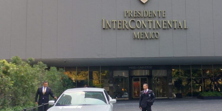 Discriminación y sectarismo ejerce el Hotel Intercontinental Polanco contra miembro de la prensa