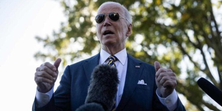 Biden espera fin de tensiones tras ataques israelíes contra Irán