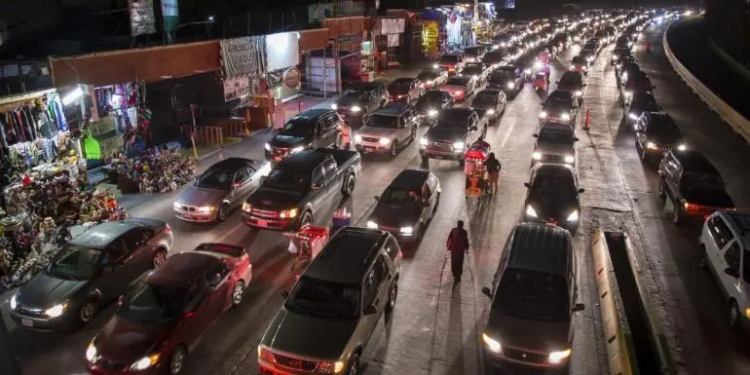 Acusa IP a Sheinbaum por no prorrogar importación de autos usados de EU