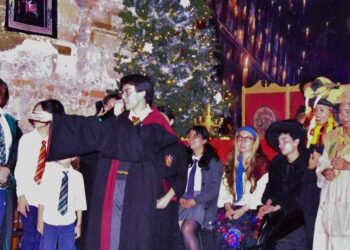 Vive la magia navideña en el callejón mágico en su octava edición en cdmx