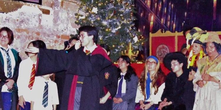 Vive la magia navideña en el callejón mágico en su octava edición en cdmx