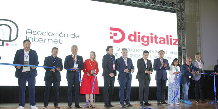 Innovación responsable y tecnología ética: Así se vivió la 1a edición del Metaworld Congress LATAM. 