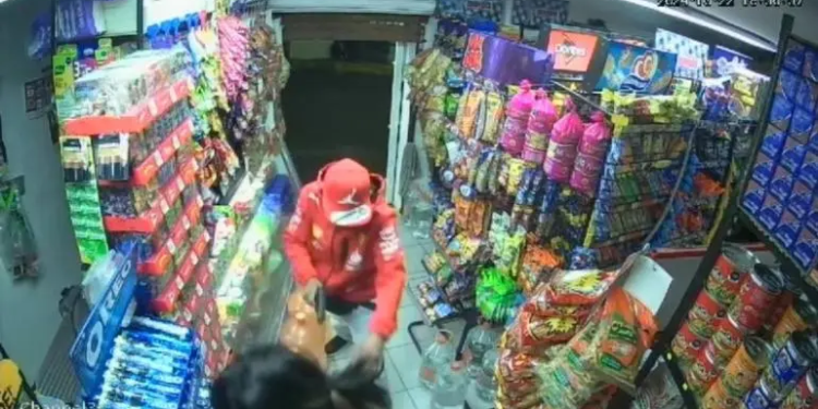 Graban asalto a mano armada en El Mirador, Iztapalapa