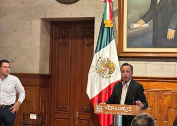 Inicia “Bachetón” en Veracruz para rehabilitar carreteras