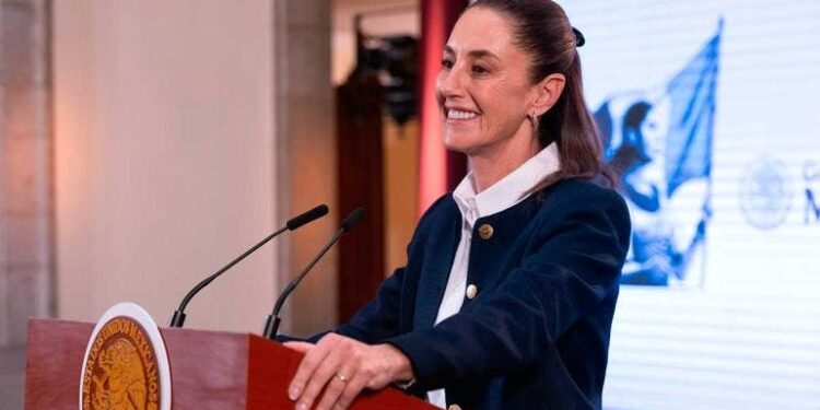 ‘A un arancel vendrá otro en respuesta’, revira Sheinbaum a amenazas de Trump