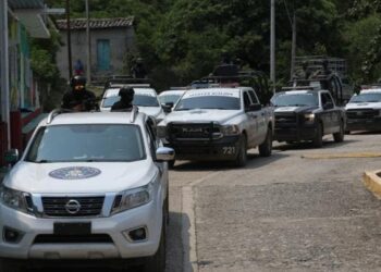 Fiscalía de Guerrero ofrece recompensa por 16 comerciantes desaparecidos