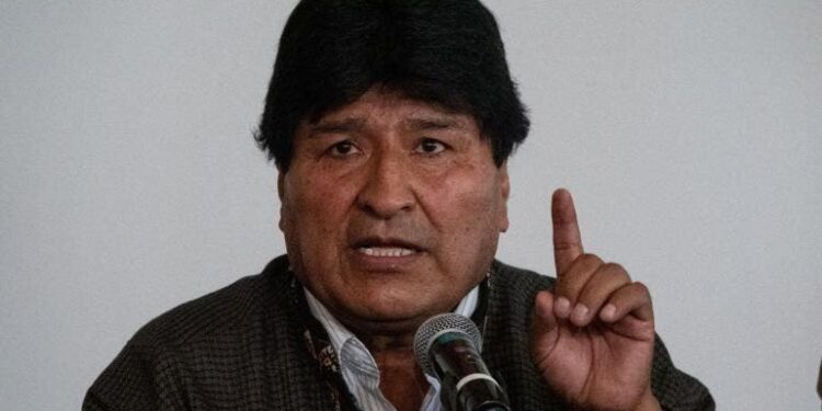 Evo Morales cumple su primer día de huelga de hambre
