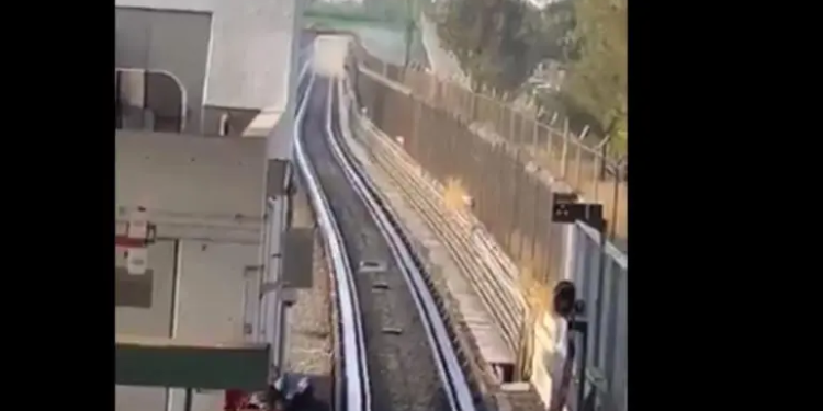 Desalojan tren de la línea B del Metro por humo