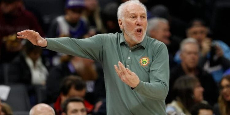 Gregg Popovich, coach de los Spurs sufre derrame cerebral