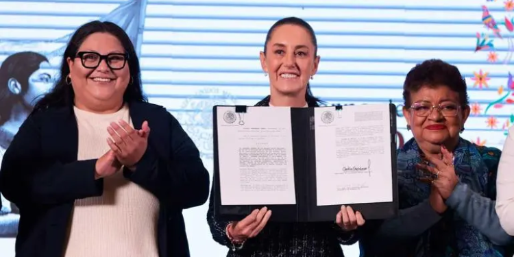 ‘Mujeres ya estamos en la Constitución’, Sheinbaum presenta reformas de igualdad sustantiva