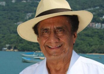 "NOCHE DE NOSTALGIA": un tributo a la música grupera en el teatro Metropólitan con Acapulco tropical, la migra, los caminantes y los rehenes