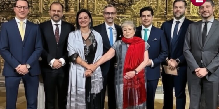 Sheinbaum respalda a Alicia Bárcena tras polémica por boda en el Munal