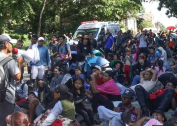 Caravana migrante no puede salir de Chiapas tras labor de Guardia Nacional