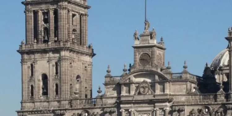 Iglesia llama a criminales, políticos y sociedad a dejar las armas
