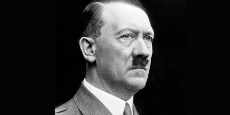 Museo polaco descubre un estandarte personal de Hitler único en el mundo