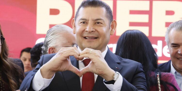 Con humanismo mexicano y bioética social, Puebla inicia segundo piso de la Cuarta Transformación: Alejandro Armenta