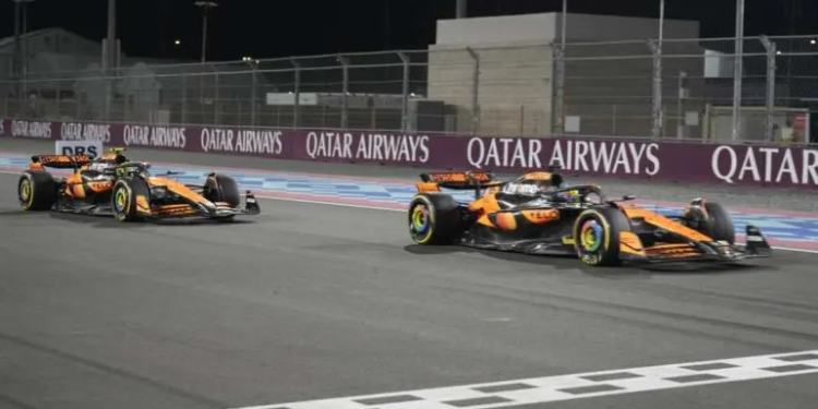 Piastri ganó el sprint de Qatar; Checo termina último