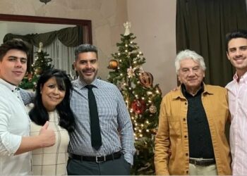 Hijos cancunenses alzan la voz por sus madres, fuertes pilares que unen a sus familias