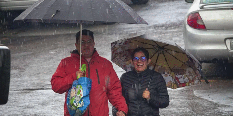 ‘Gil’ pierde fuerza, pero Monzón Mexicano traerá fuertes lluvias