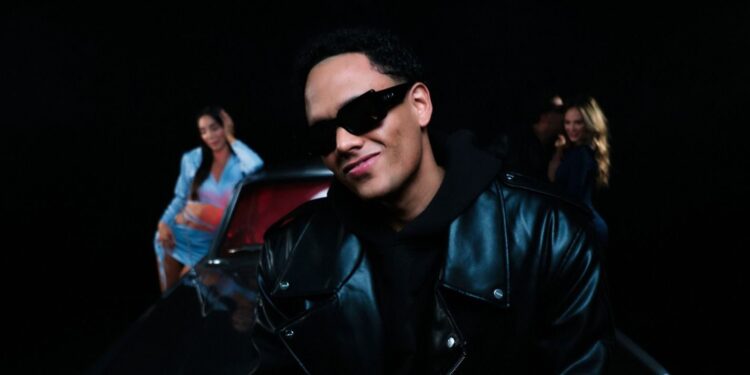 CHELO RAMÍREZ Y ZION TIÑEN DE MAGIA A MÉXICO CON “TRAJECITO AZUL”, SU NUEVO SENCILLO