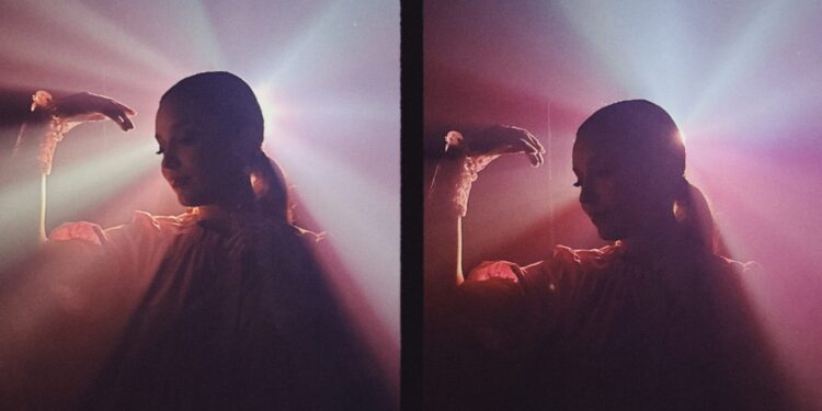 CLAU QUINTERO PRESENTA “COMPRARME FLORES” UNA CANCIÓN QUE SE CONVIERTE EN UN HIMNO EN EL PROCESO DE SANACIÓN