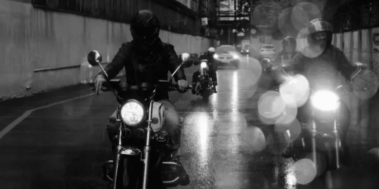 Detienen a motociclista por atropellar a mujer embarazada en Coyoacán