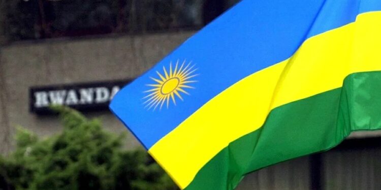 Llegan a Ruanda los siete primeros migrantes deportados de Estados Unidos tras un acuerdo