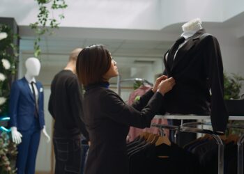 Sensormatic Solutions mejora el análisis de tráfico con tecnología Re-ID, IA y aprendizaje profundo