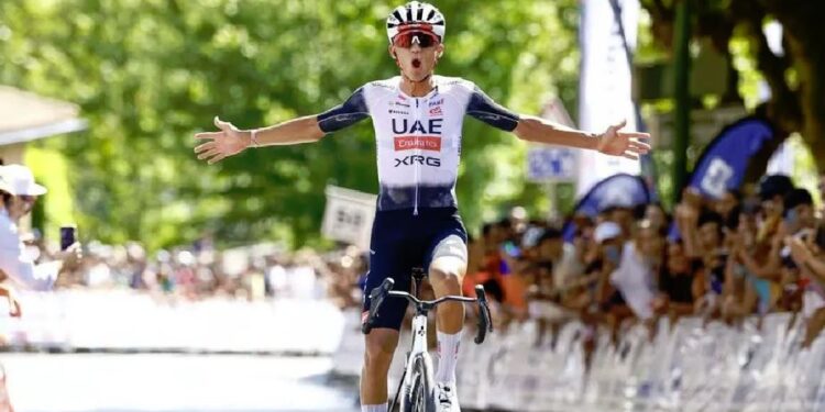 ¡Isaac del Toro conquista el Gran Premio Industria & Artigianato!