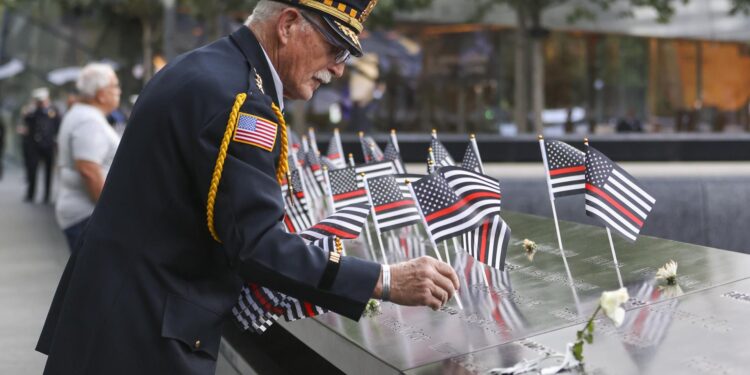 Tensión política ensombrece el 24 aniversario del 11-S en Nueva York