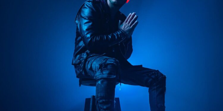 Jalil López conmueve a Ciudad de México con una presentación espontánea frente al Palacio de Bellas Artes