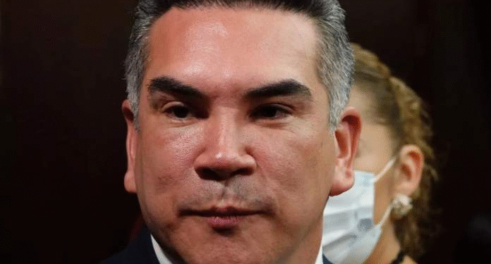 “Alito” Moreno responde a Sheinbaum: “Miente, no pedí intervención extranjera”