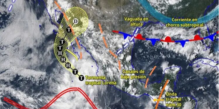 Lorena podría intensificarse a huracán; ocasionarán lluvias muy fuertes