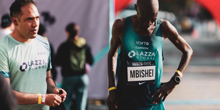 Lazza Global se corona en la Maratón Medellín 2025