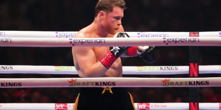 “Me sigo sintiendo un campeón, voy a seguir”: Canelo Álvarez tras derrota ante Terence Crawford