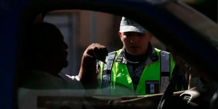 Operación Frontera Norte: Ejército y GN aseguran arsenal y explosivos en Sinaloa