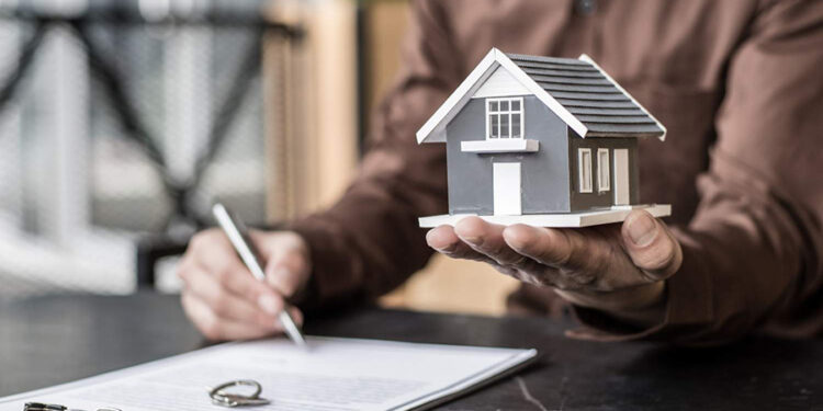 Ocho de cada diez condominios viven sin seguro en México