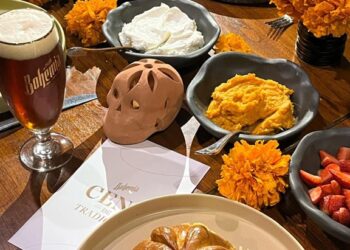 Tradición mexicana revive en Bohemia con su Pan de Muerto