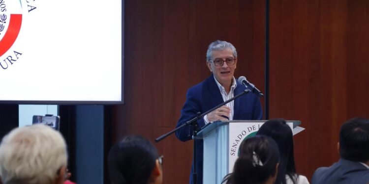 Participa CONCOMERCIO en foro sobre informalidad en el Senado de la República