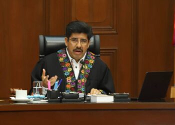 Ministro presidente de la SCJN critica retroactividad en reforma a Ley de Amparo