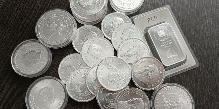 Capital.com: la plata sube 84% y redefine el mapa de inversión