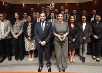 Diálogo cercano con empleadores, necesario para construir un país más próspero: Kenia López Rabadán