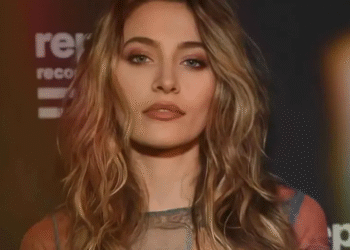 Paris Jackson revela las secuelas del abuso de drogas: ‘Tengo un agujero en la nariz’
