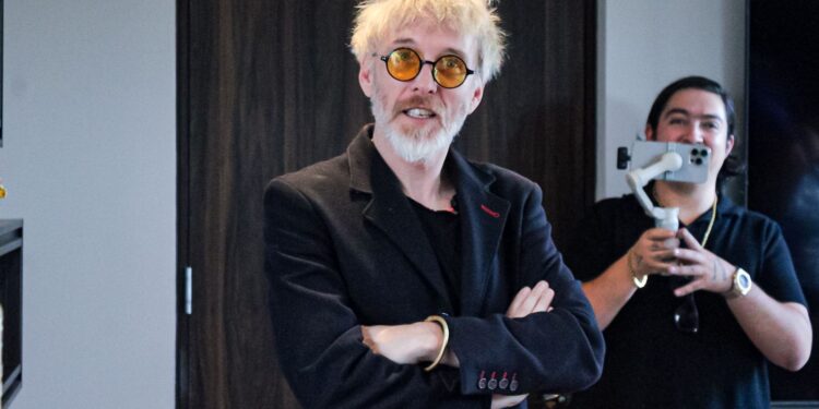 Shuarma de la banda española Elefantes celebra su legado de la mano de la Playhaus by Totalplay