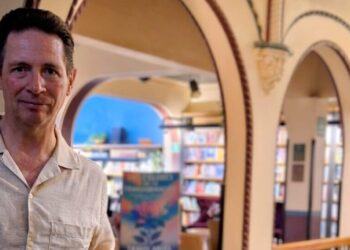 Travis Arias presentará Los colores de tu transformación en la FIL de Guadalajara