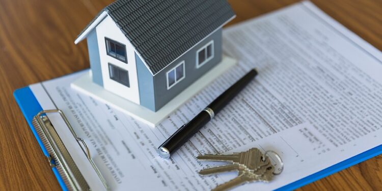 PREGÚNTALE A TU ABOGADO/ ¿Cómo puedo regularizar la escritura de mi casa?